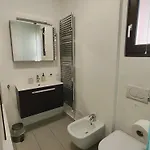 펜션 La Casa Del Sole 살라코마시나